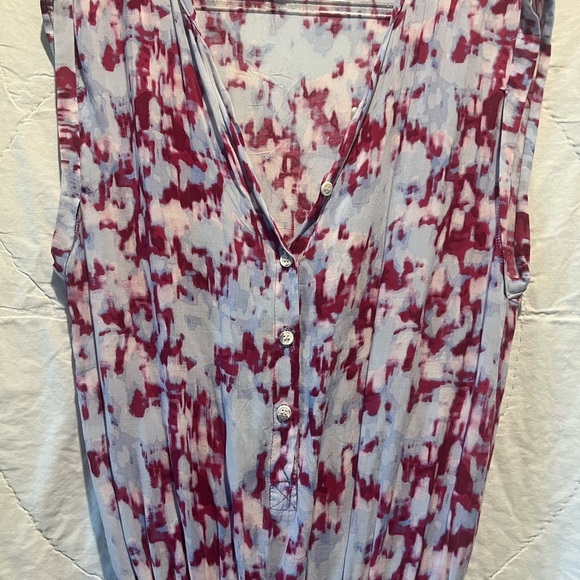 SPLENDID Purple & Pink Multi
Color Print Tie Dye Pocket Romper~ Sz:Small - Picture 3 of 13